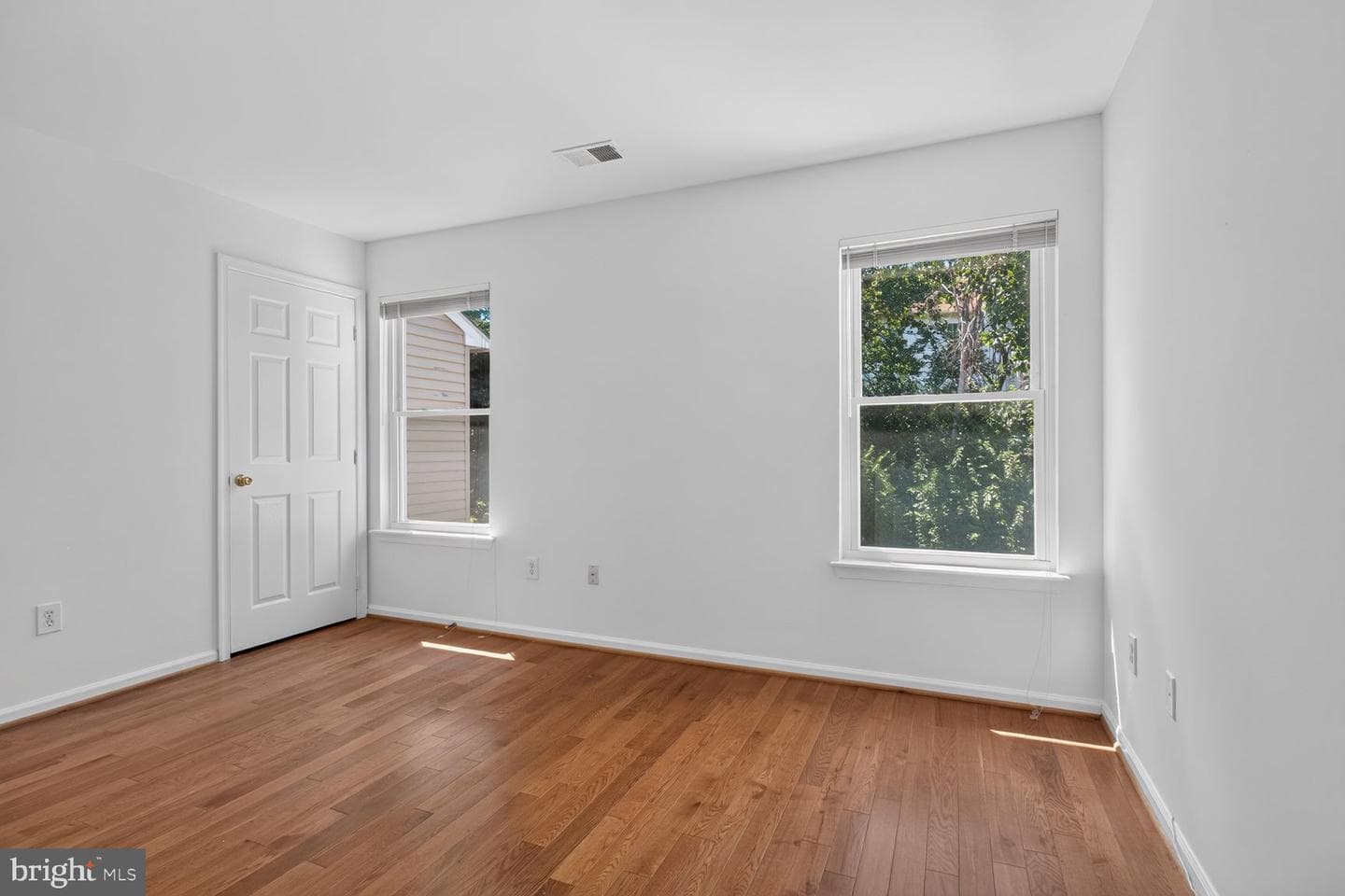 14816 Cross River Court photo 17