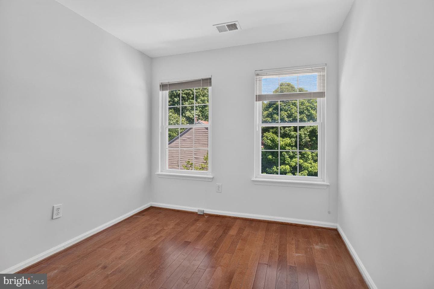14816 Cross River Court photo 18