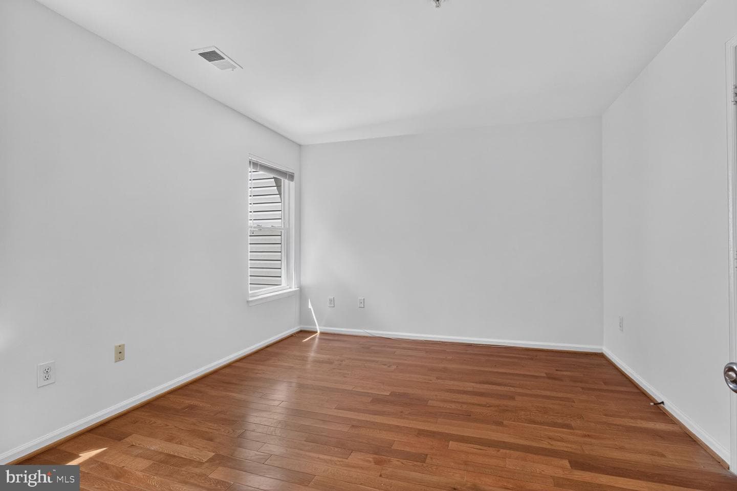 14816 Cross River Court photo 23