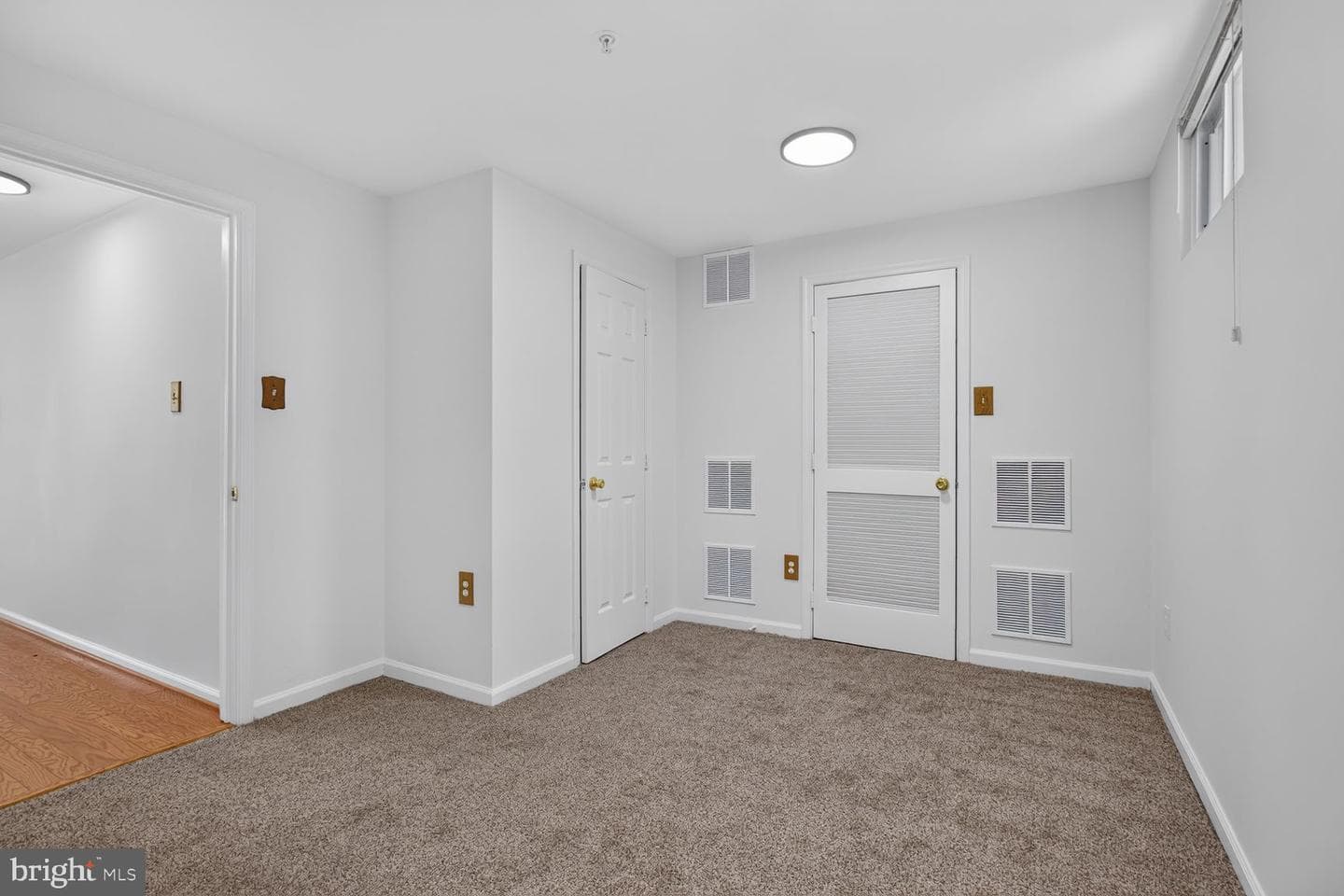 14816 Cross River Court photo 3