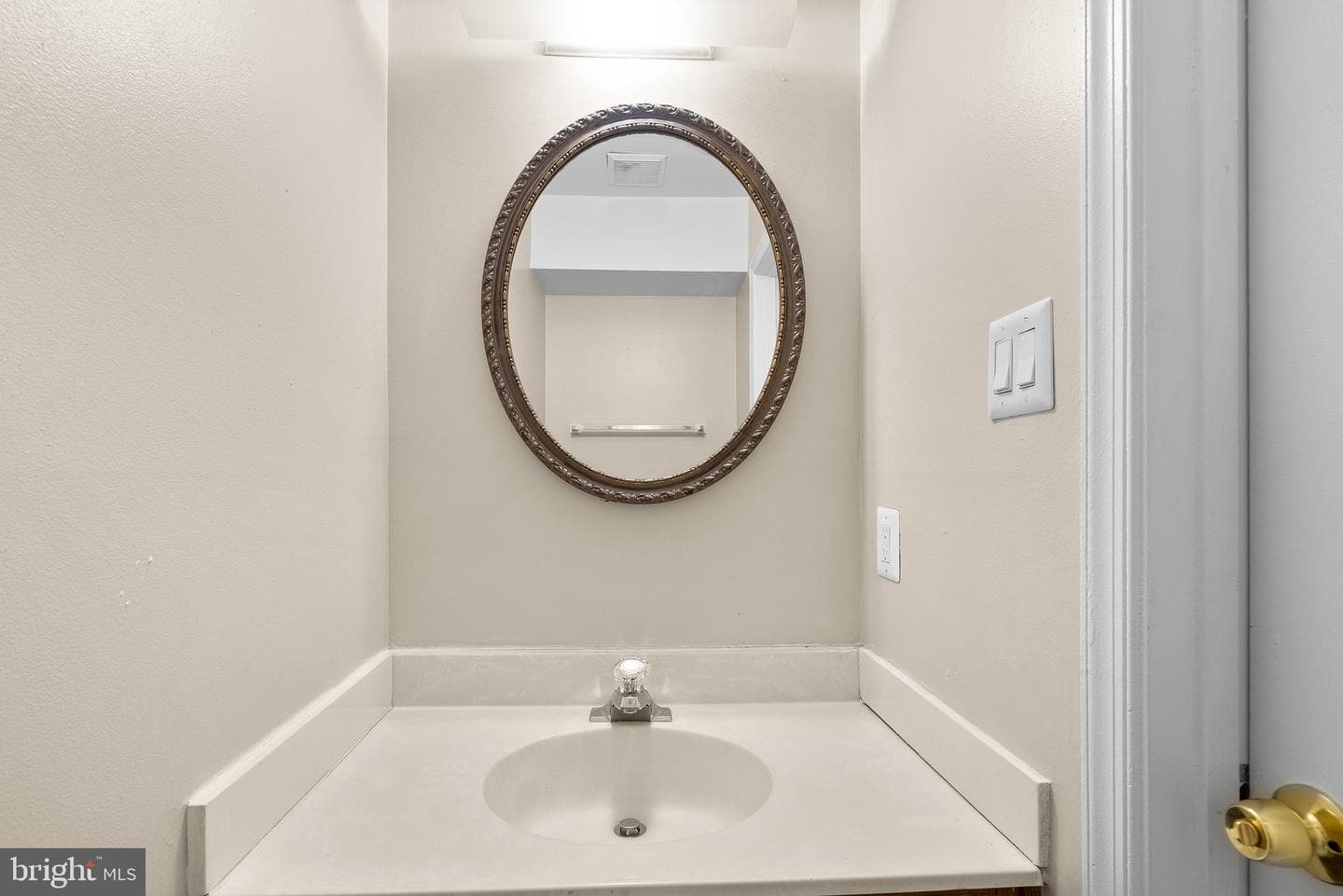 2106 Carriage Square Place photo 13