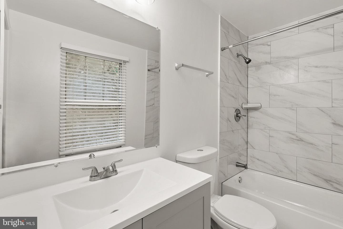 2106 Carriage Square Place photo 17