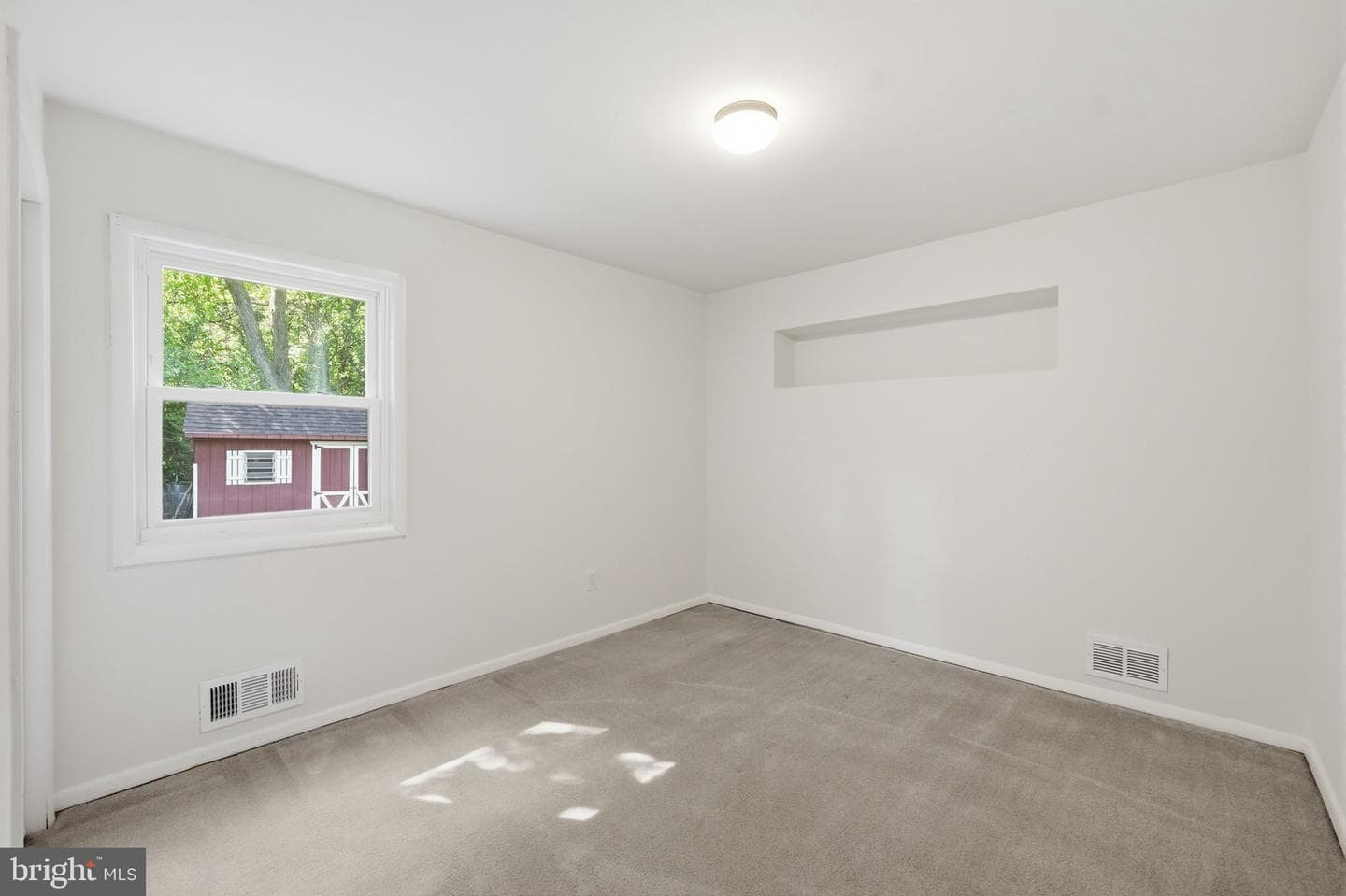 10617 Gatewood Avenue photo 22