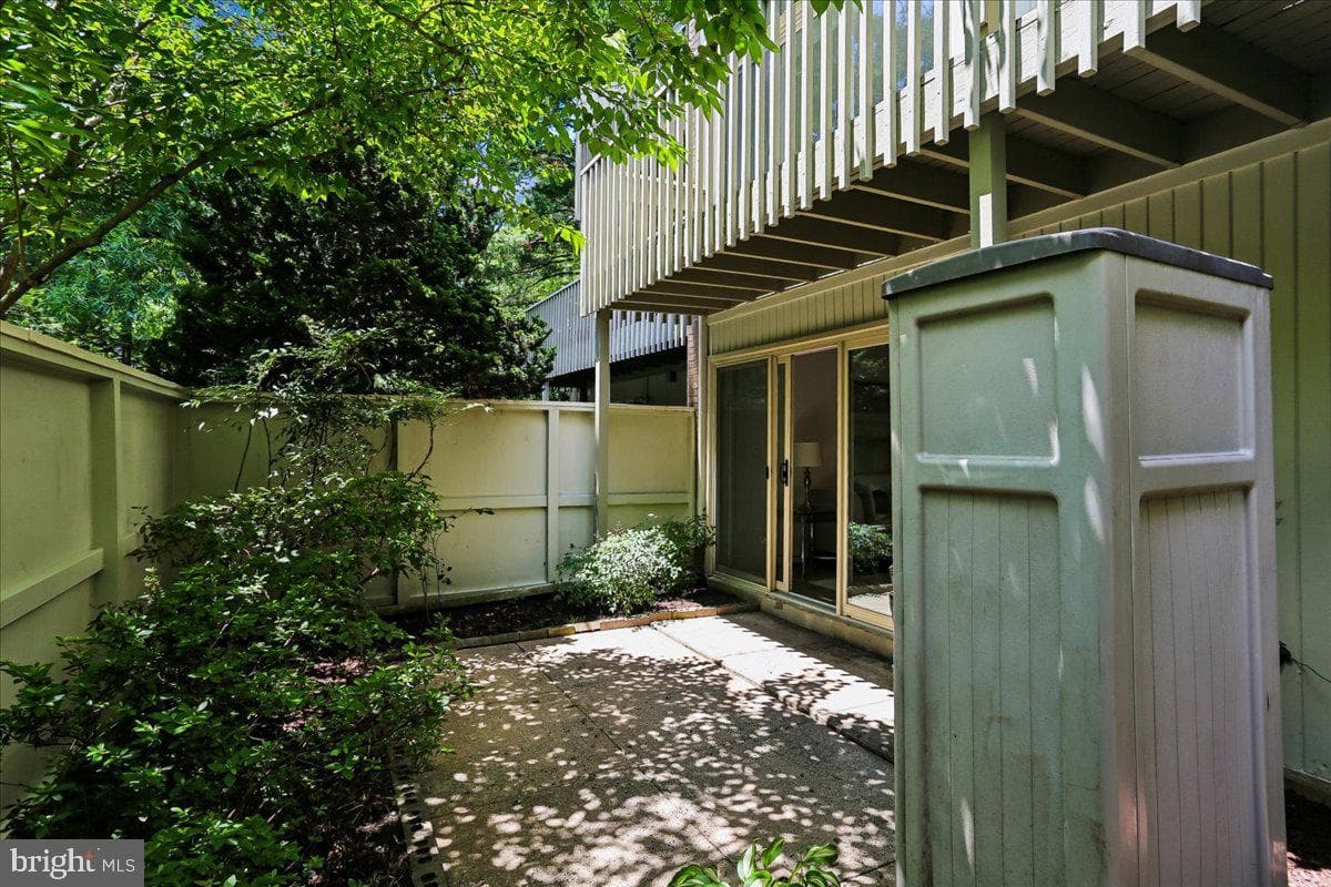 5222 Pooks Hill Road #E-31 photo 49