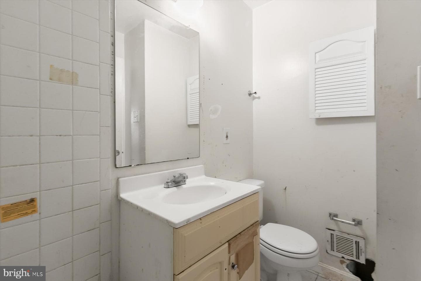 19932 Spur Hill Drive photo 27