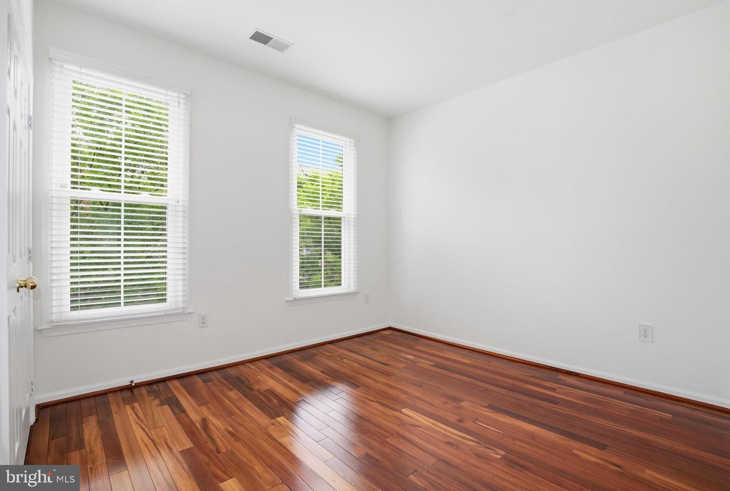 1120 Crestfield Drive photo 25