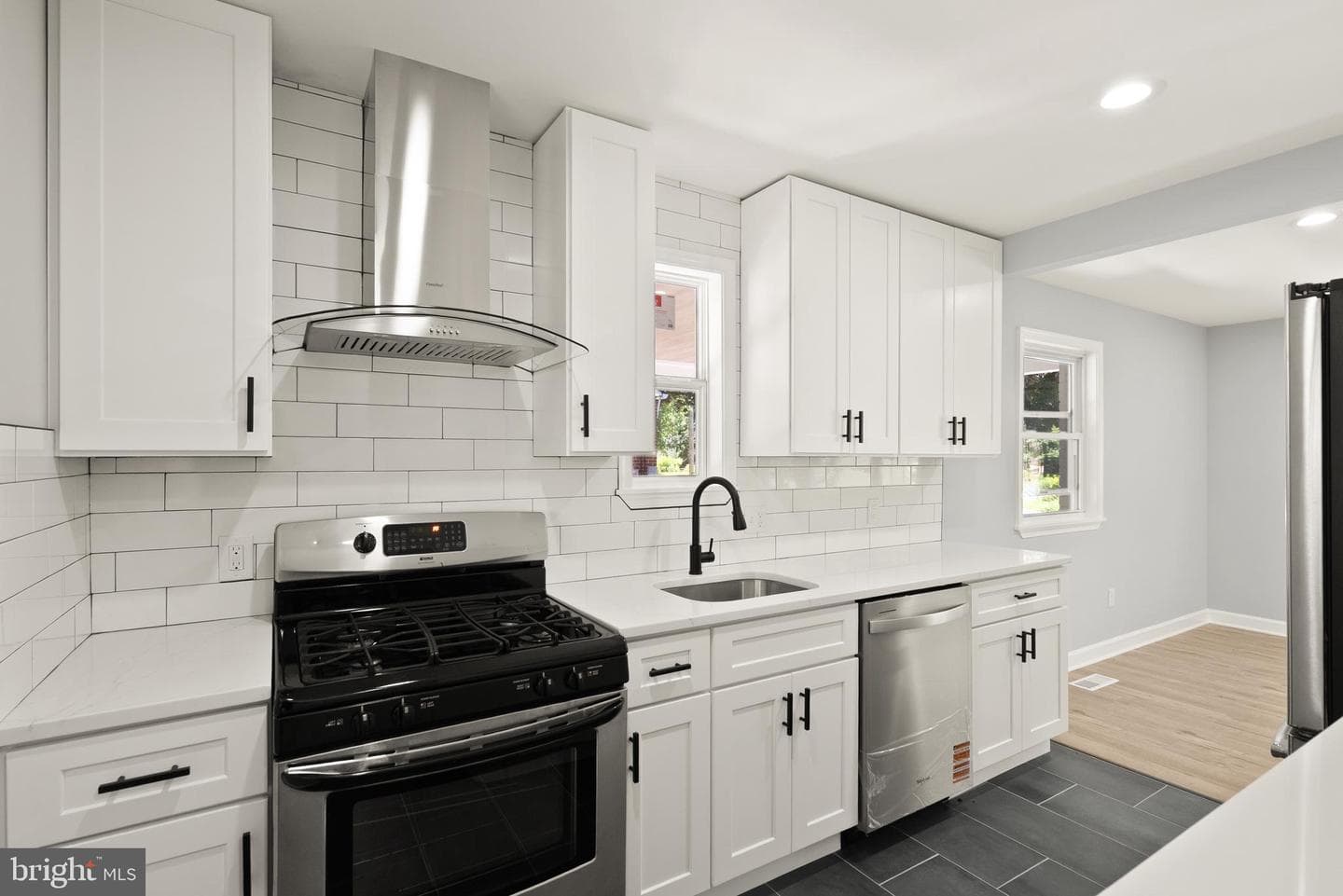 1006 Scott Avenue photo 20
