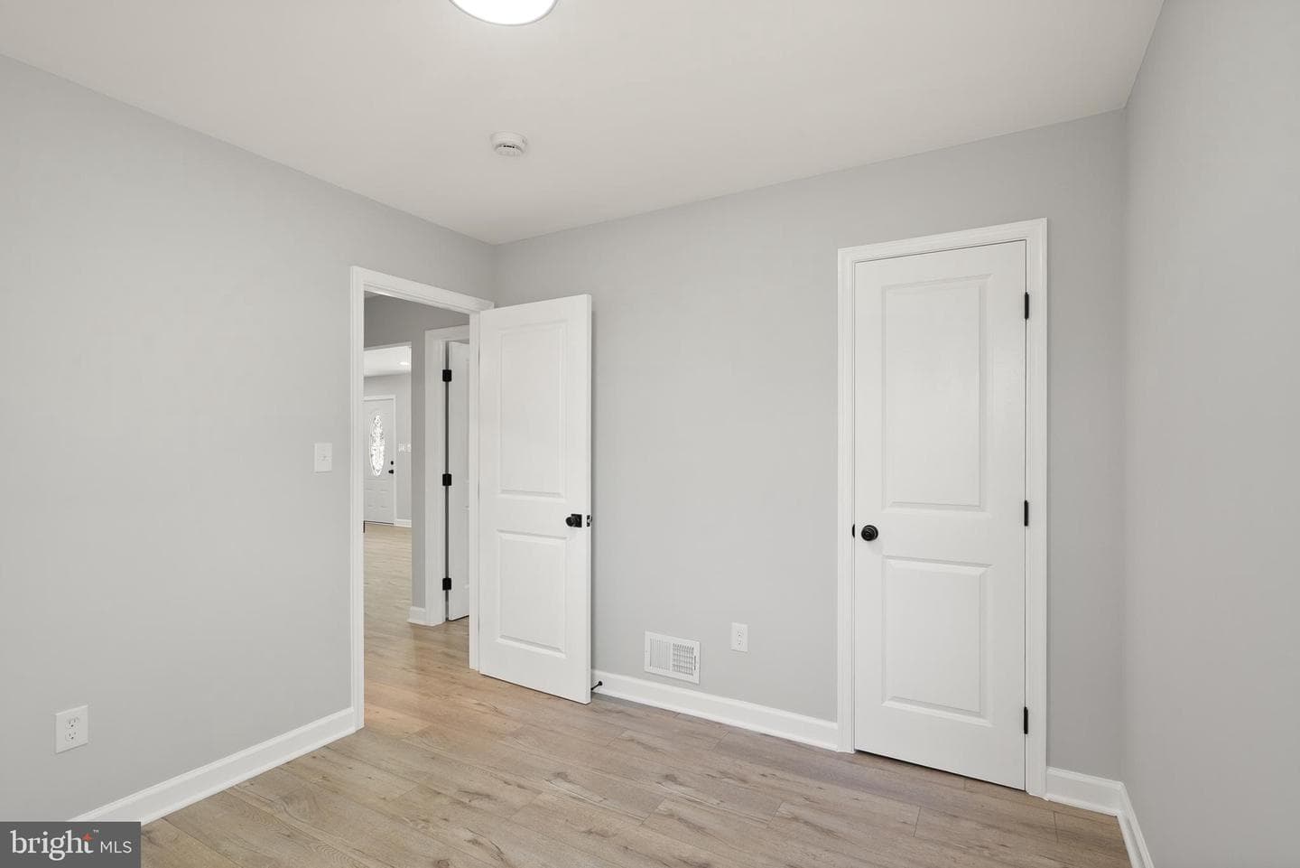 1006 Scott Avenue photo 30