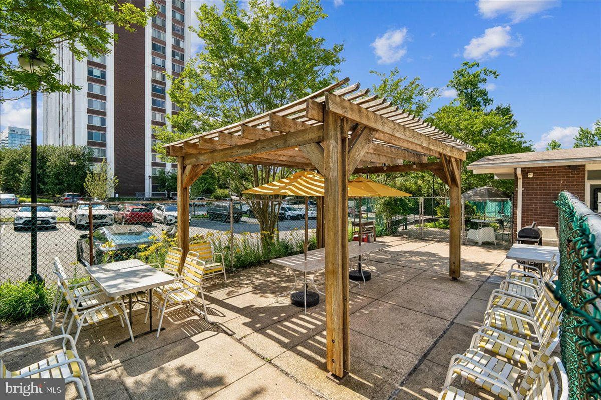11801 Rockville Pik #212 photo 39