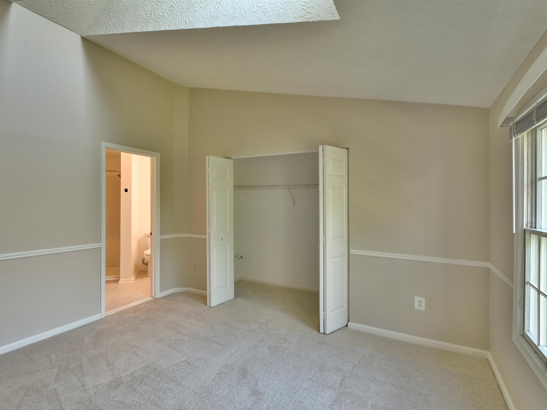 12213 Saint Peter Court #l photo 13