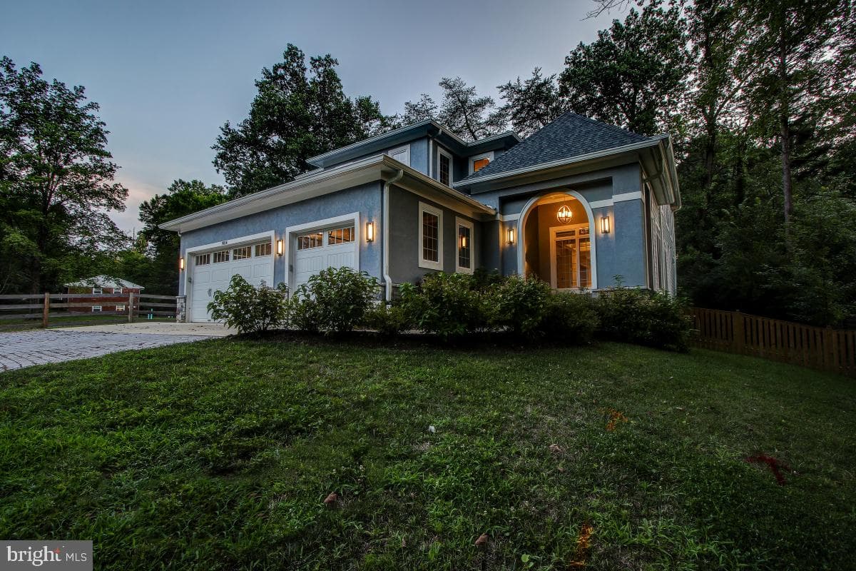 9814 Fernwood Road, Bethesda