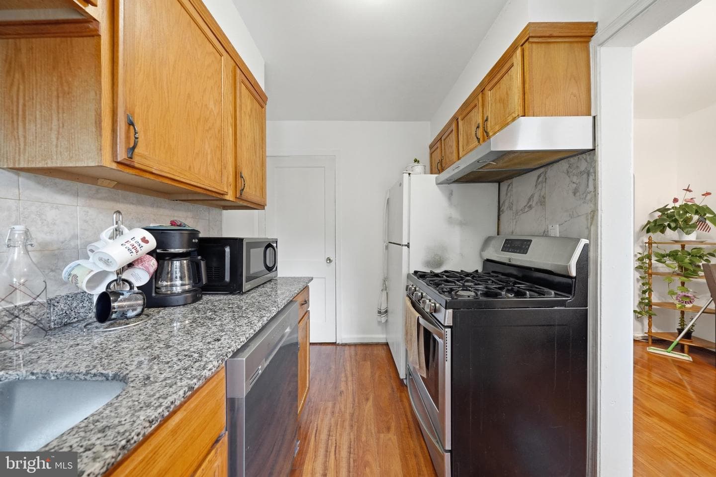 11931 Centerhill Street photo 13