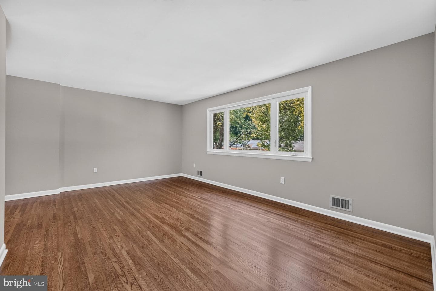 4035 Adams Drive photo 7