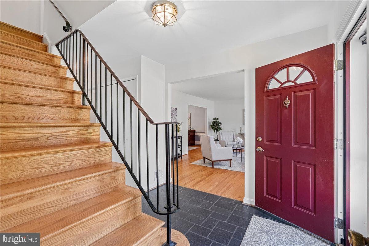 4716 Sunflower Drive photo 4