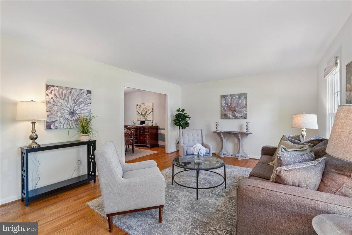 4716 Sunflower Drive photo 8
