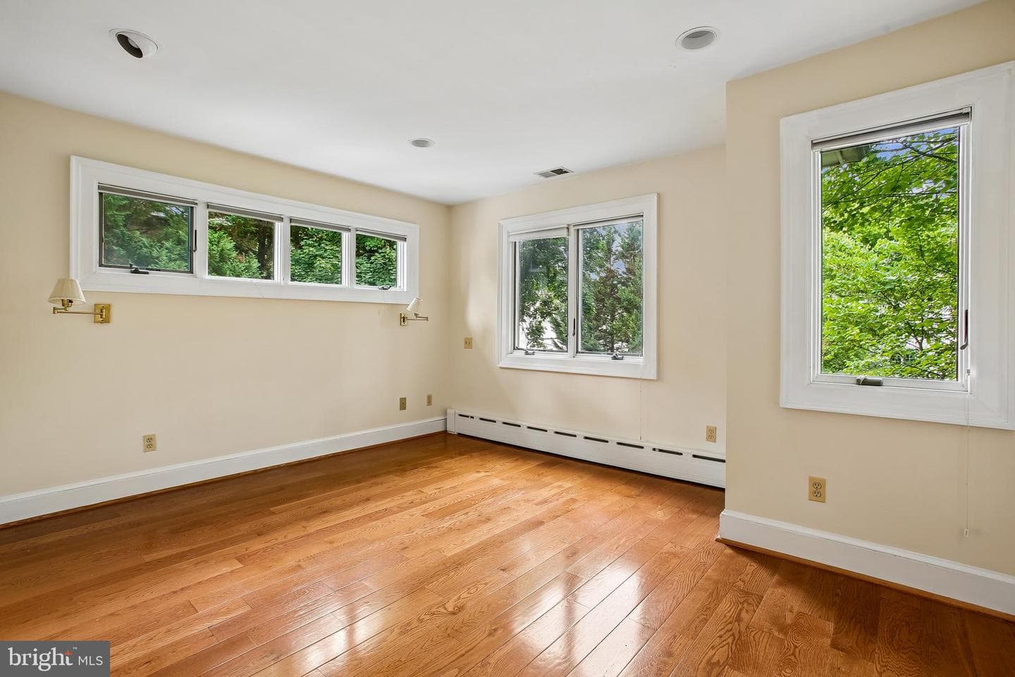 4602 Derussey Parkway photo 24