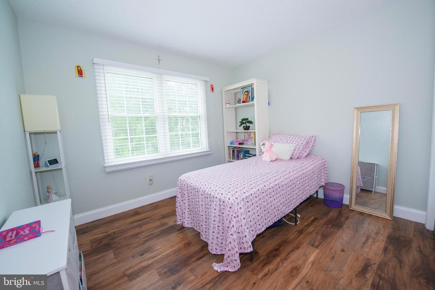 8698 Delcris Drive photo 32
