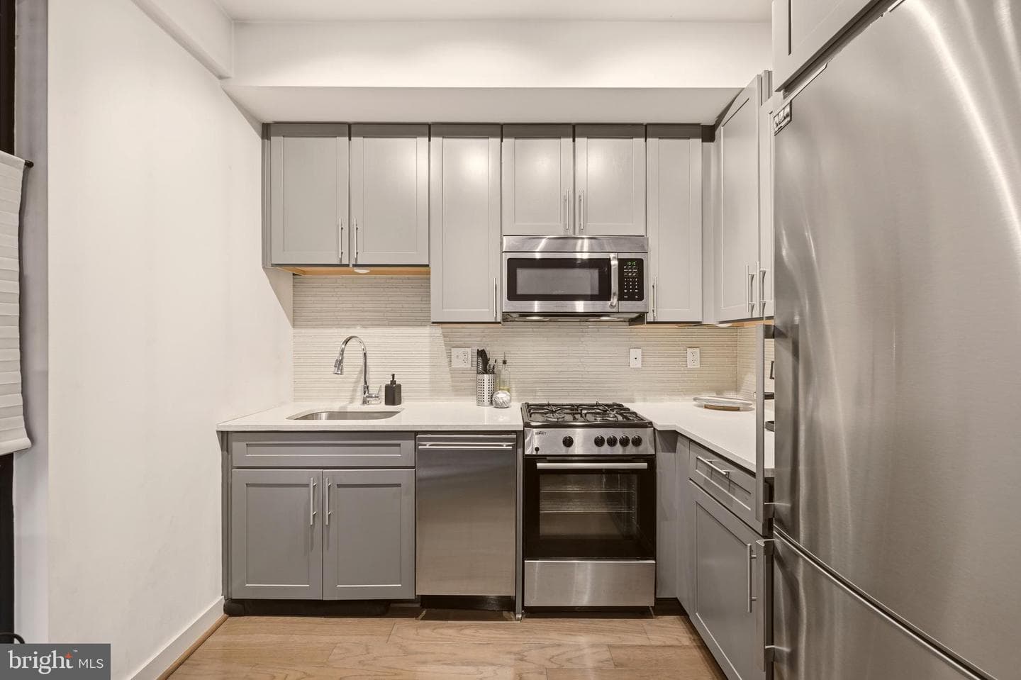 1320 Fenwick Lane #204 photo 7