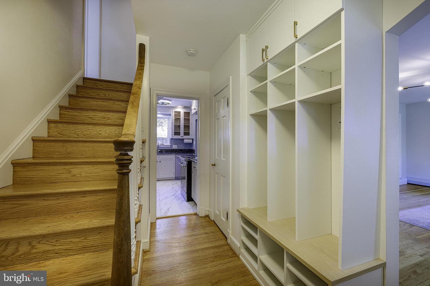 3905 Laird Place photo 4