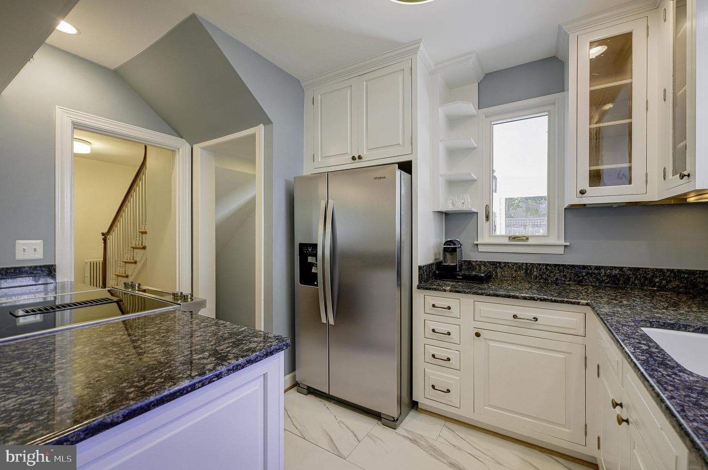 3905 Laird Place photo 9