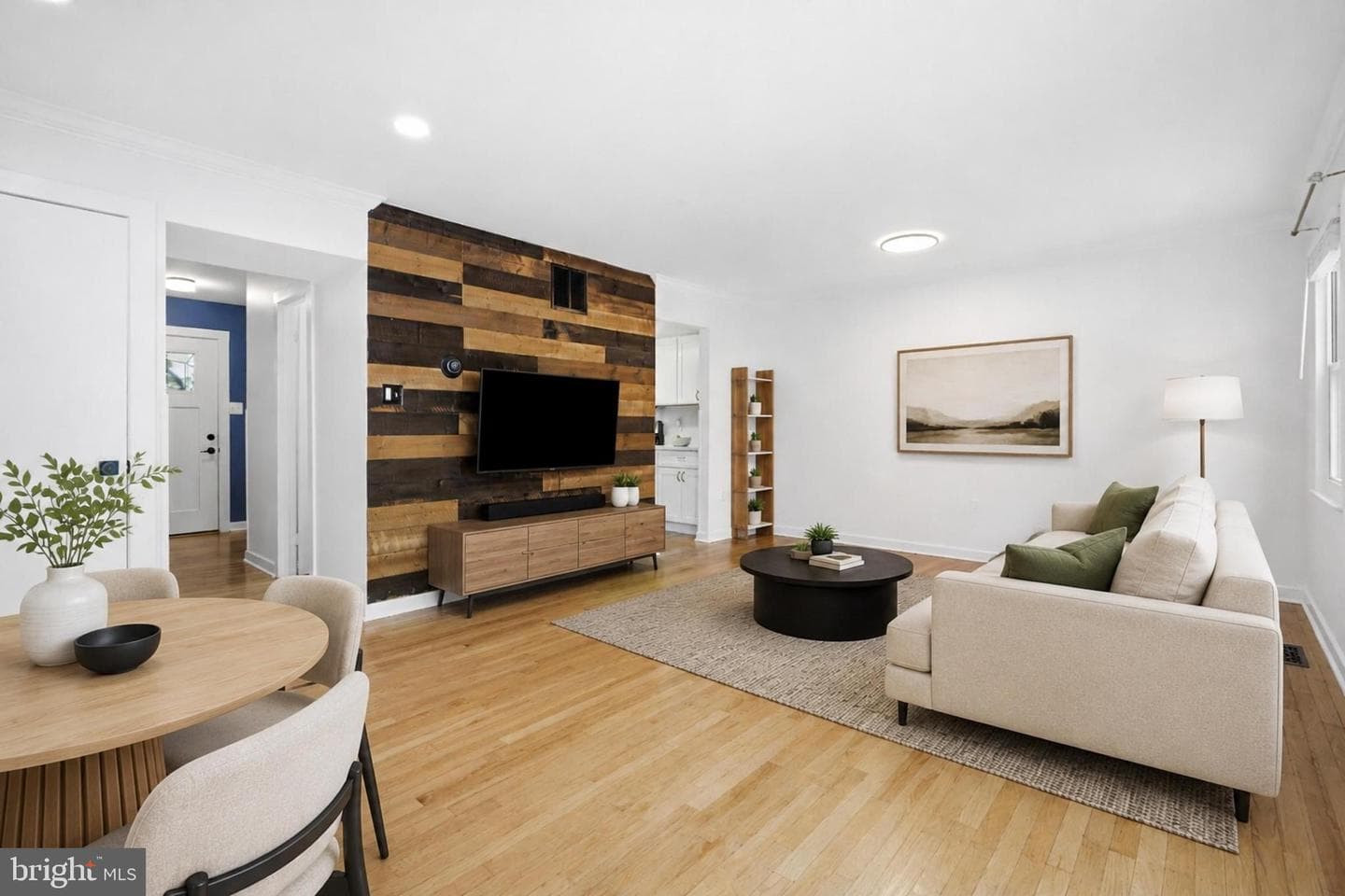 2 Bush Hill Court photo 16