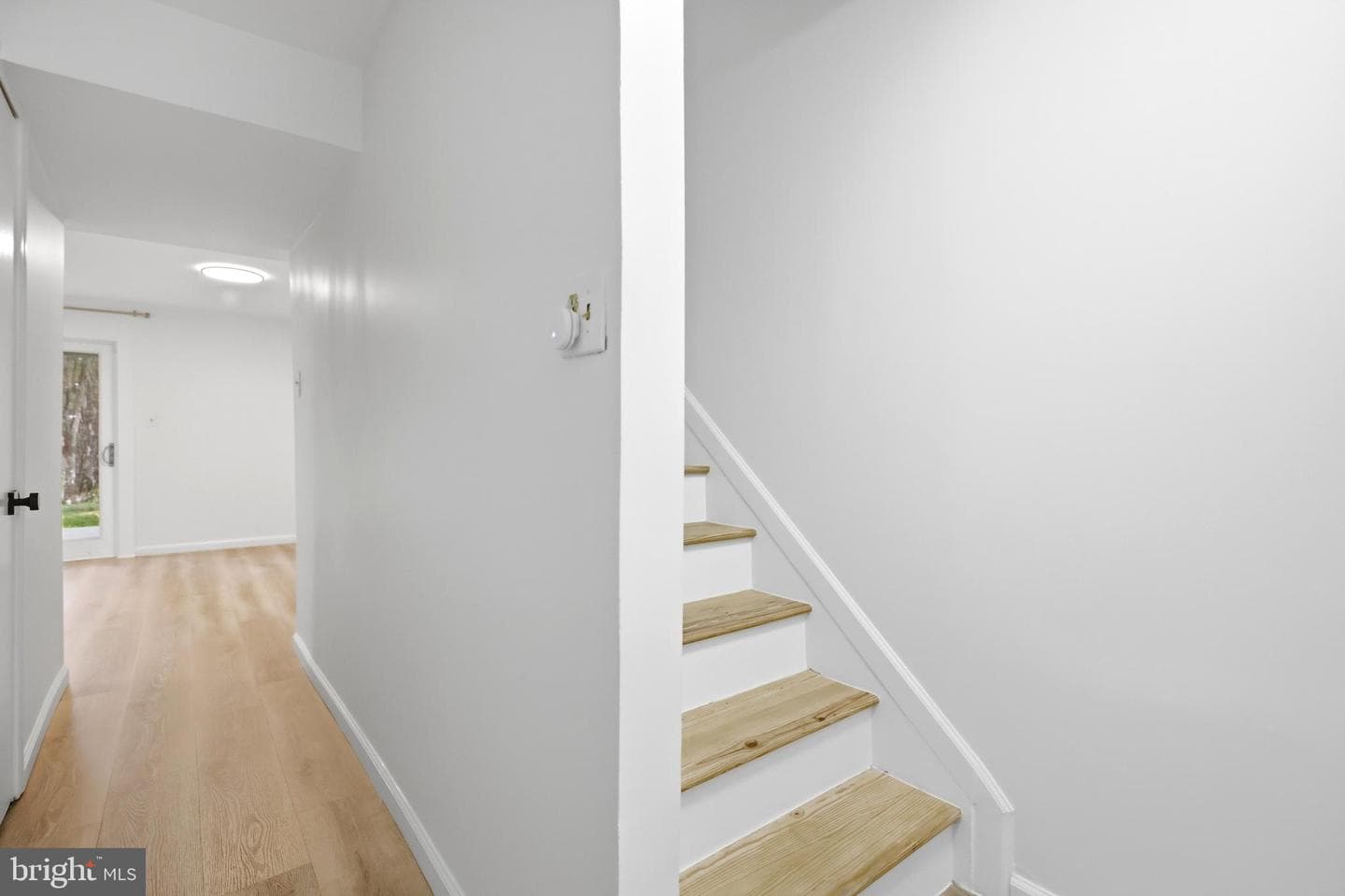 2 Bush Hill Court photo 31