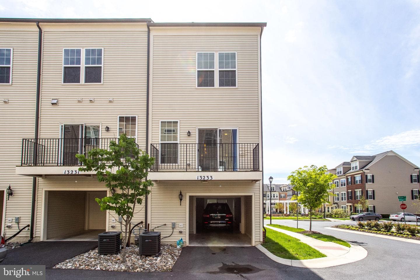 13233 Orsay St photo 34