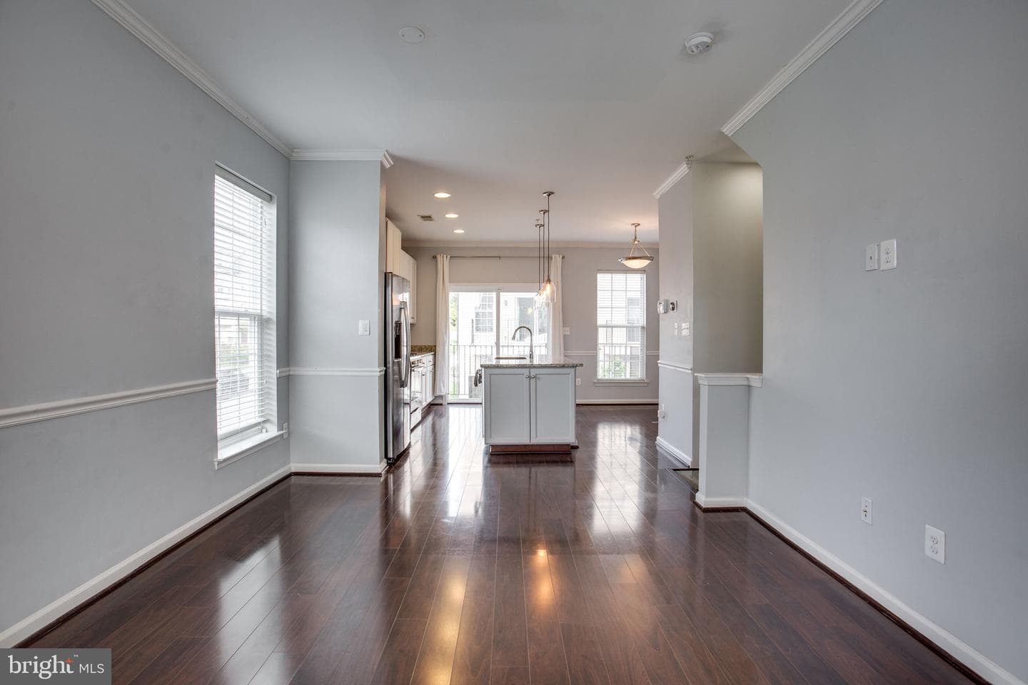 13233 Orsay St photo 9