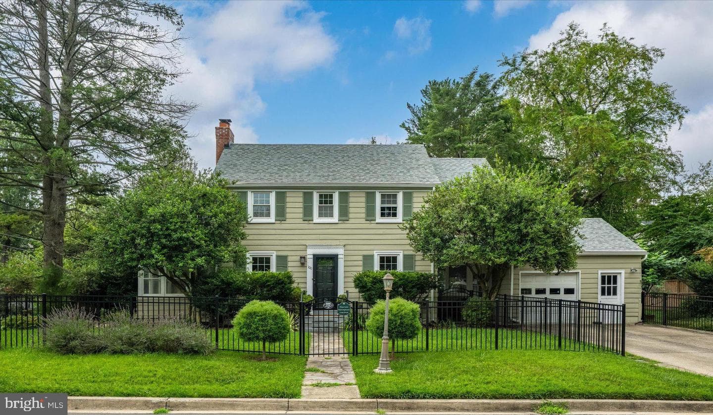 100 Aberdeen Road, Rockville
