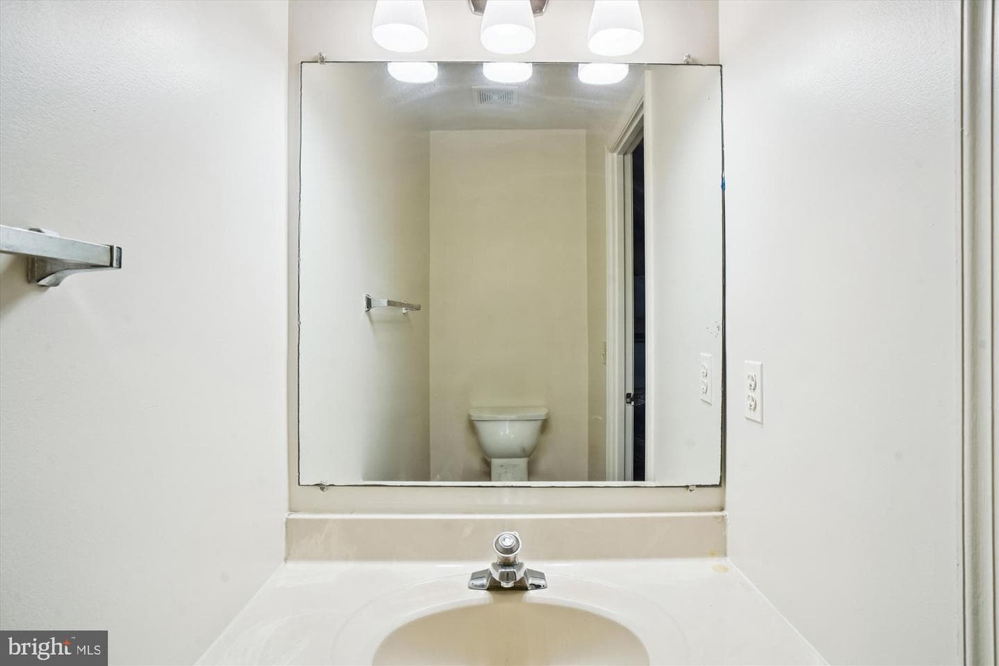 3835 Ferrara Drive photo 16