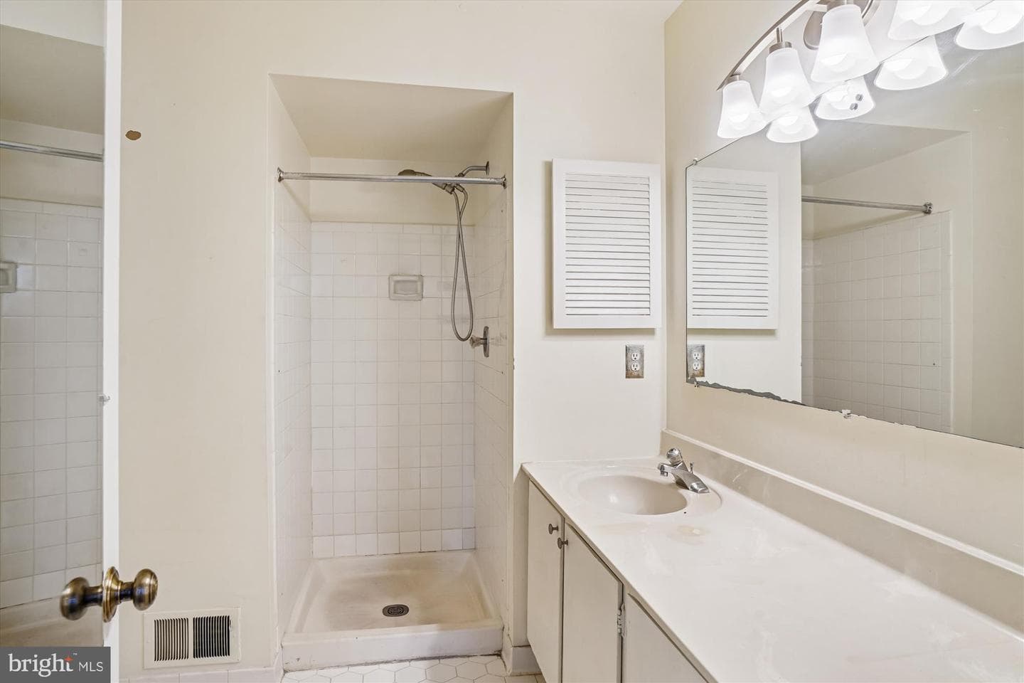 3835 Ferrara Drive photo 22