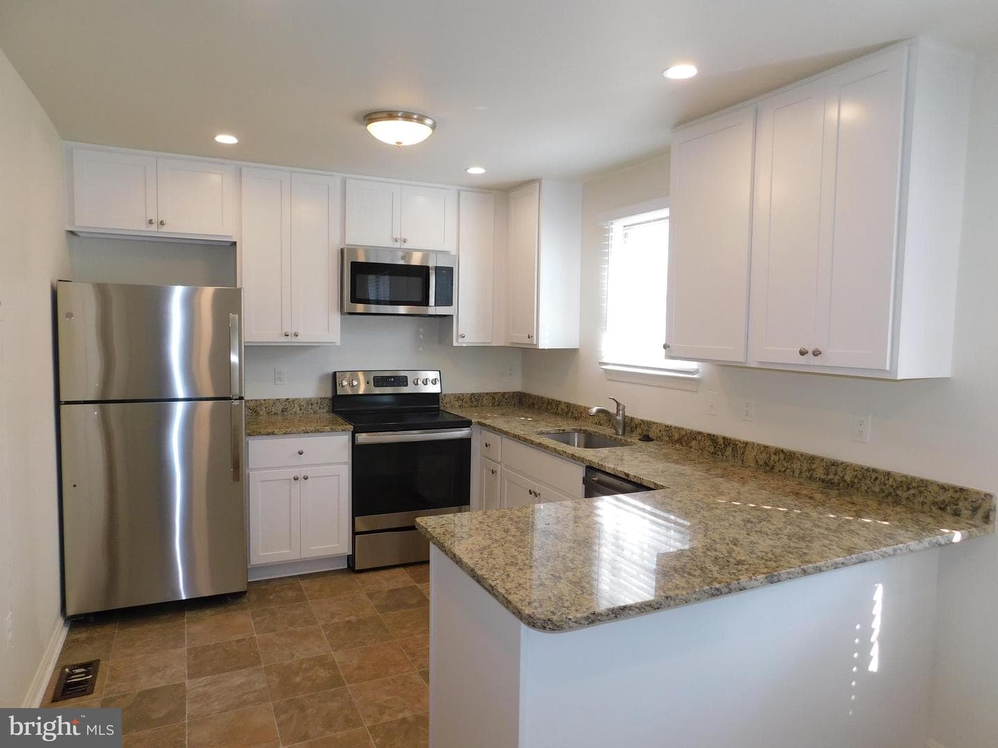 3835 Ferrara Drive photo 3
