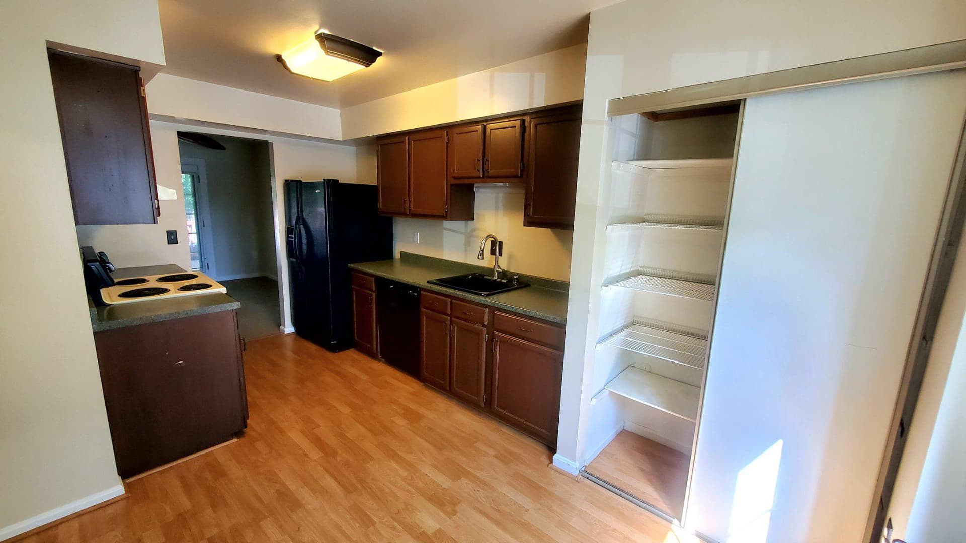 12933 Pickering Drive photo 5