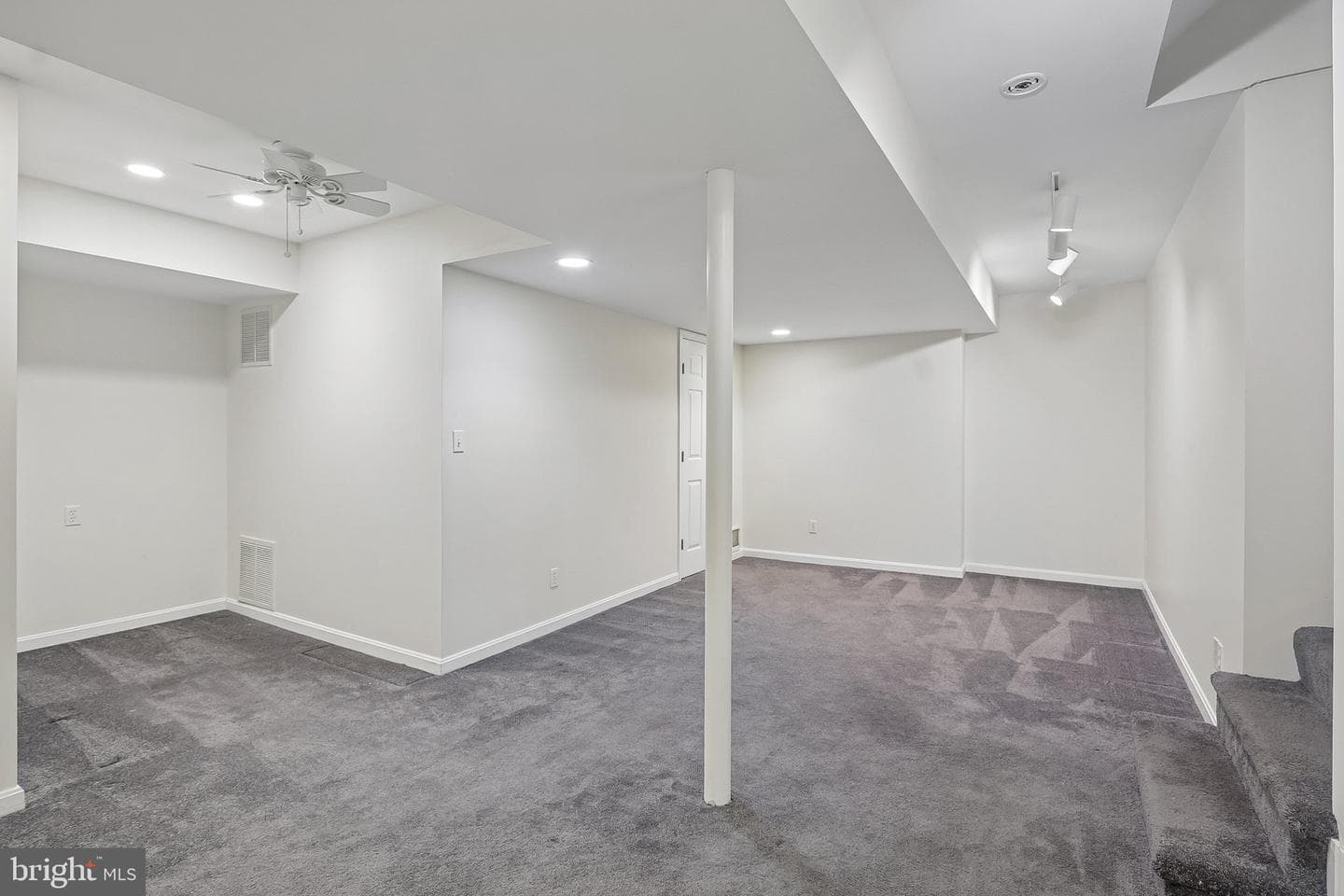 5719 Newington Road photo 50