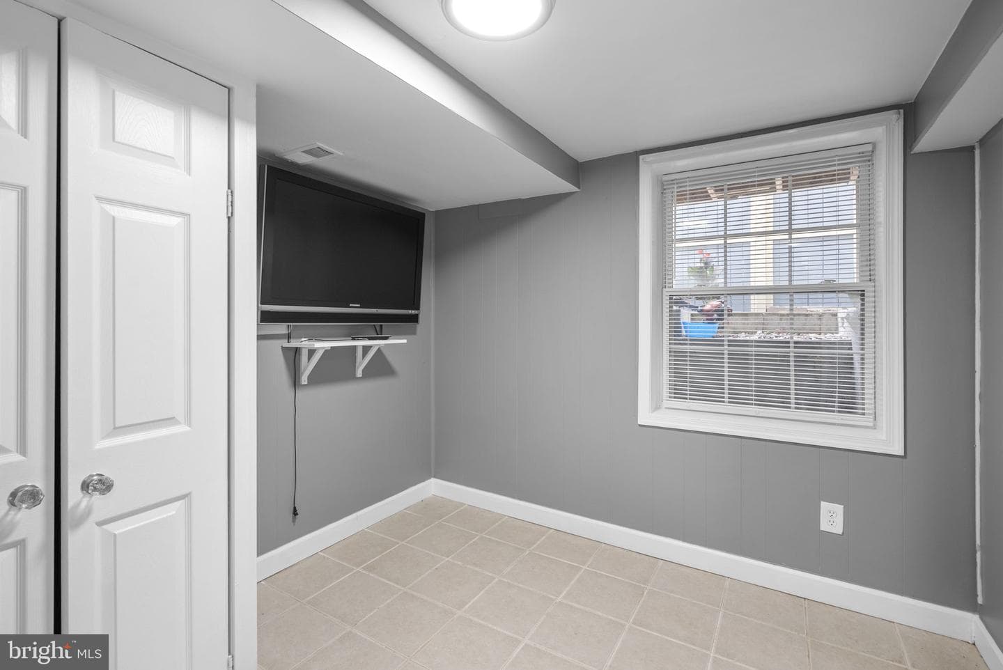 12220 Centerhill Street photo 30