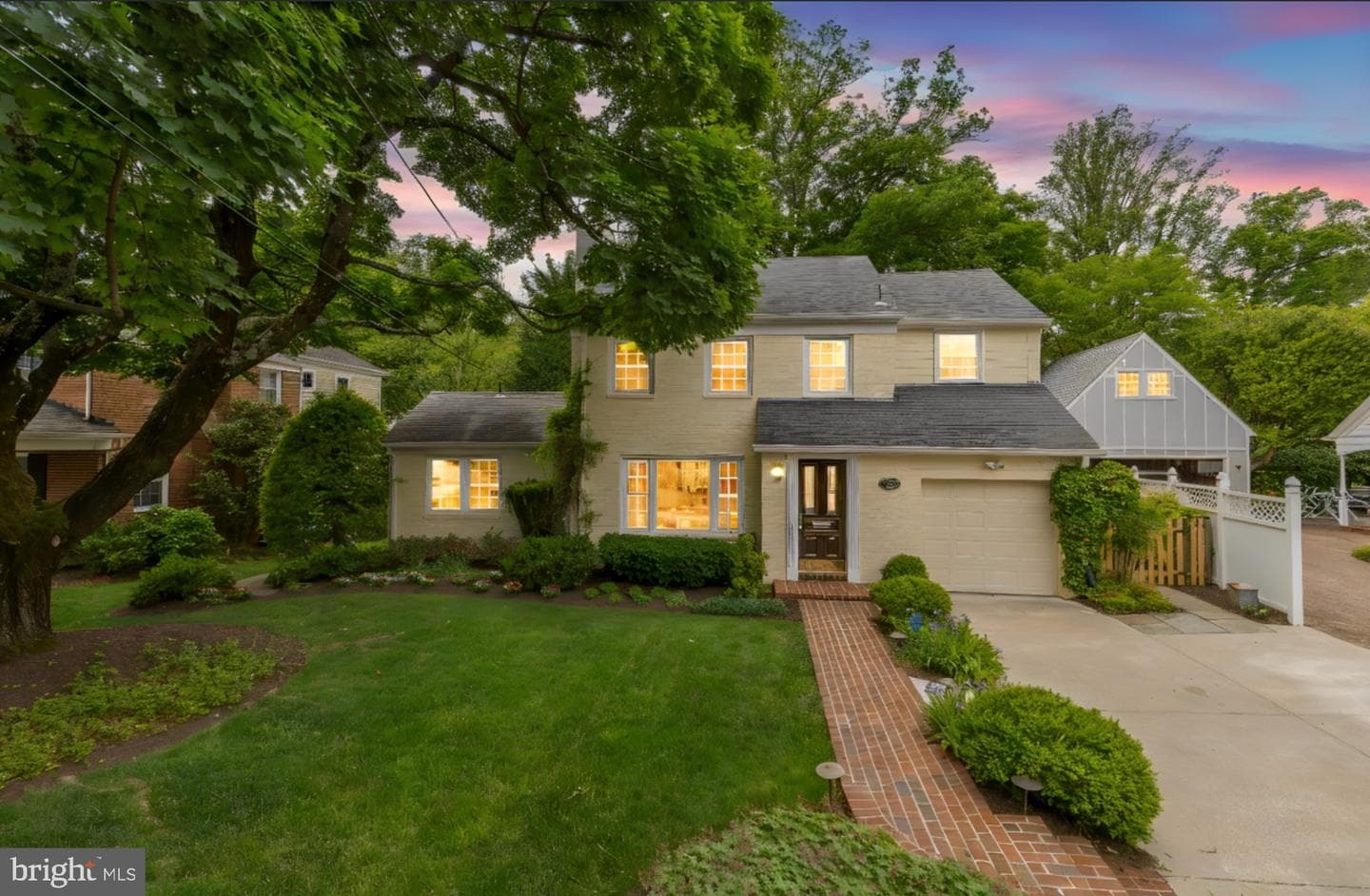7822 Moorland Lane, Bethesda
