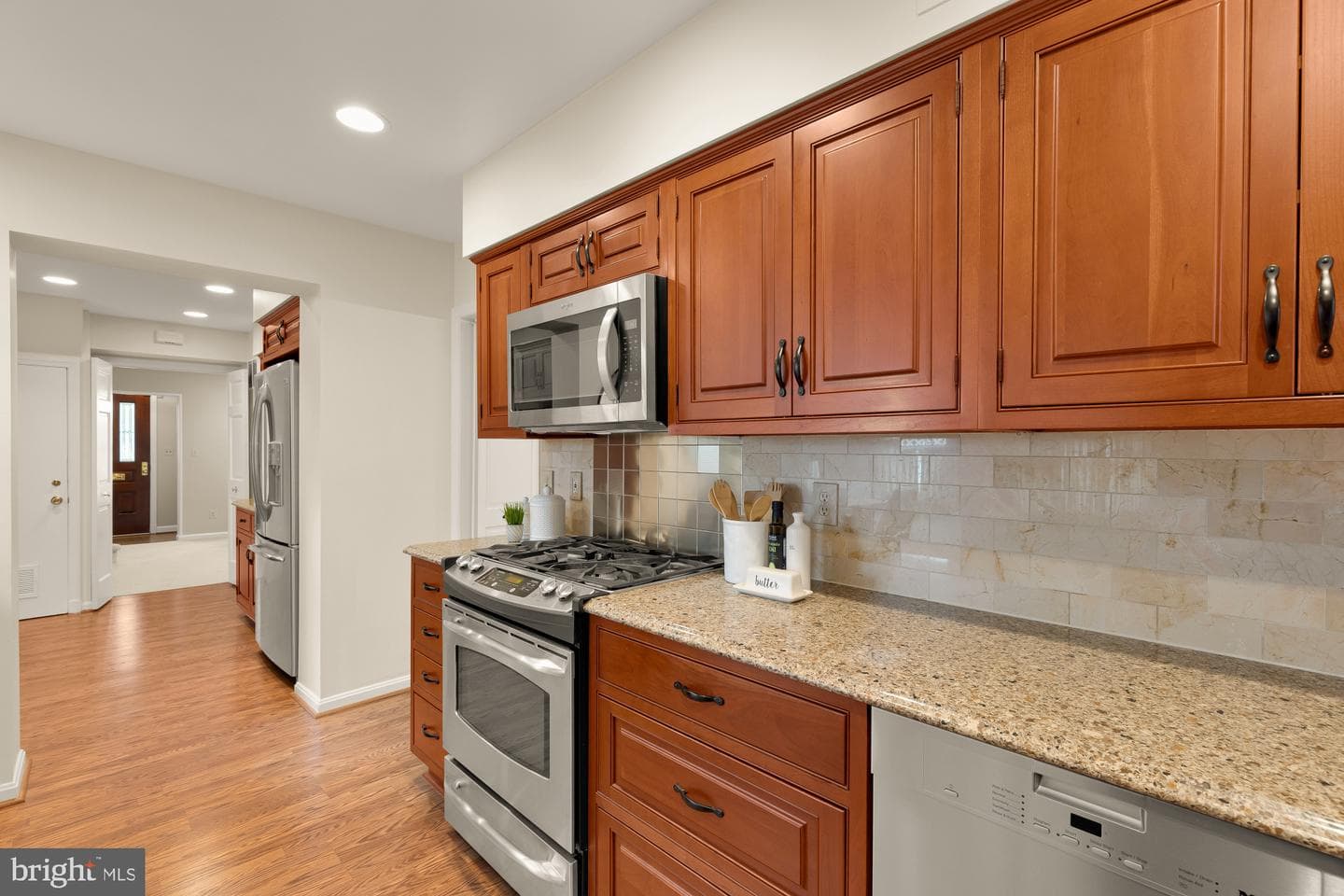 7822 Moorland Lane photo 28