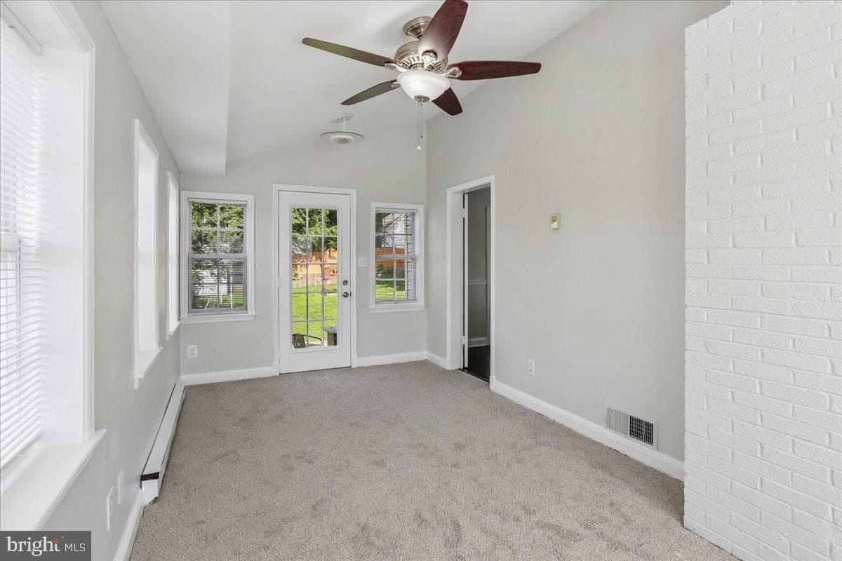 10812 Newport Mill Road photo 23