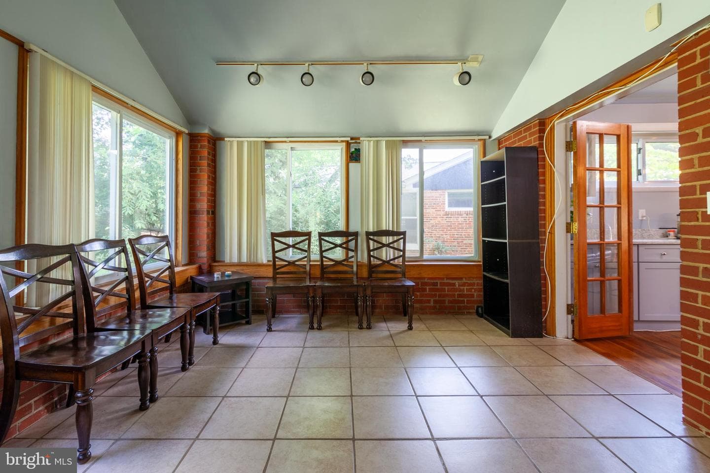 10804 Lombardy Road photo 20