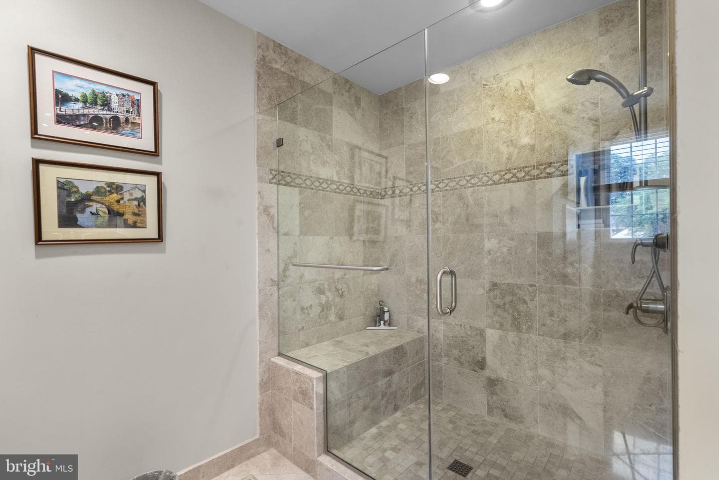 5820 Magic Mountain Drive photo 32