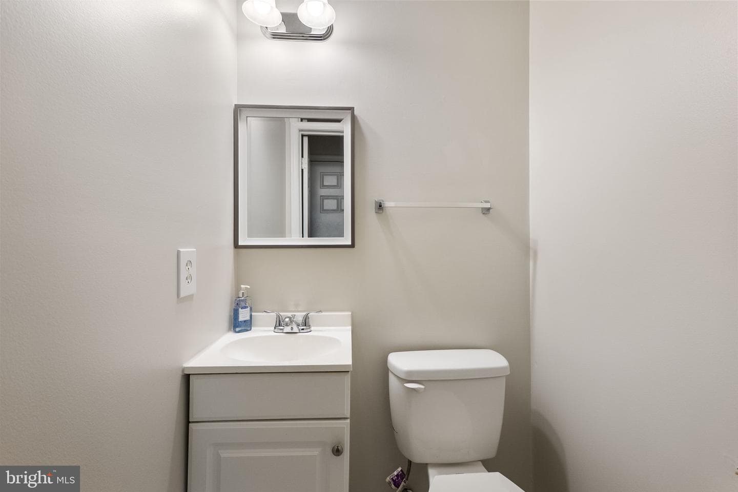 1104 Travis Lane photo 12