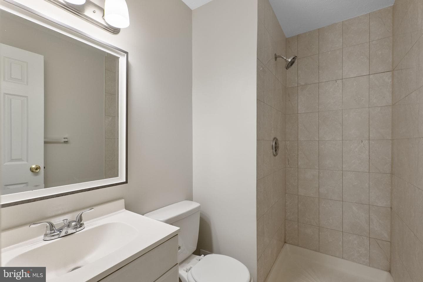 1104 Travis Lane photo 17