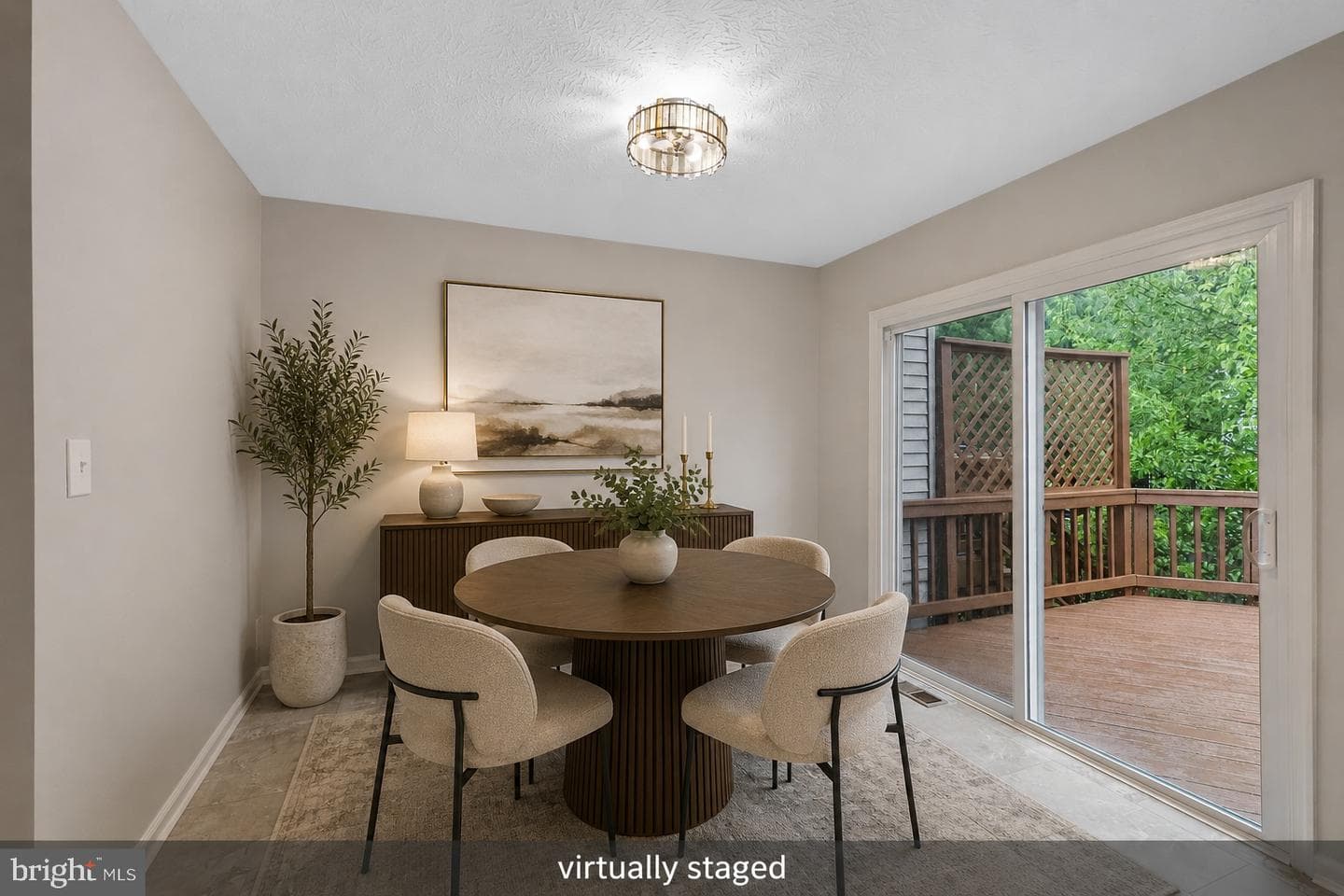 1104 Travis Lane photo 7