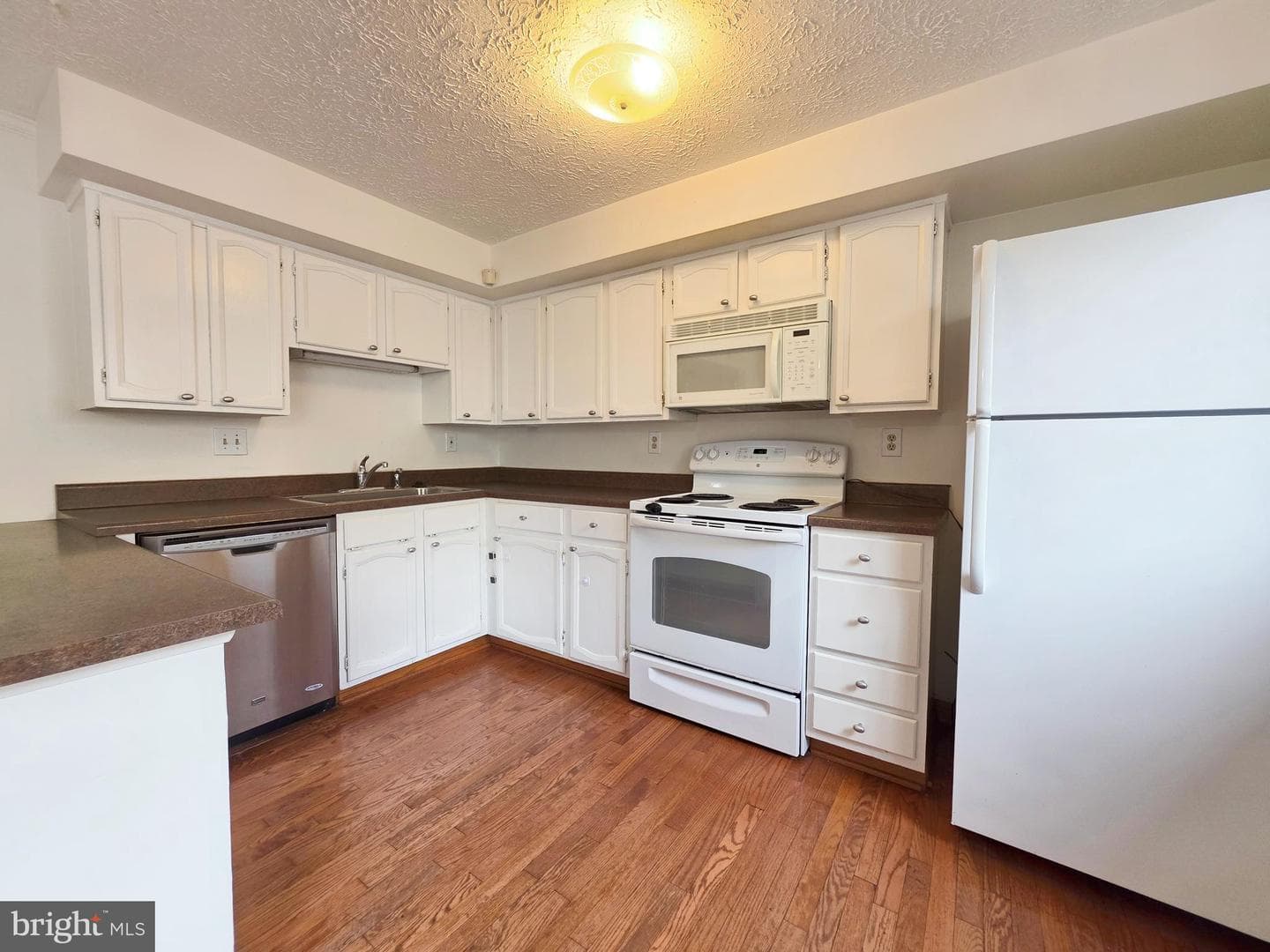 202 Curry Ford Lane photo 12