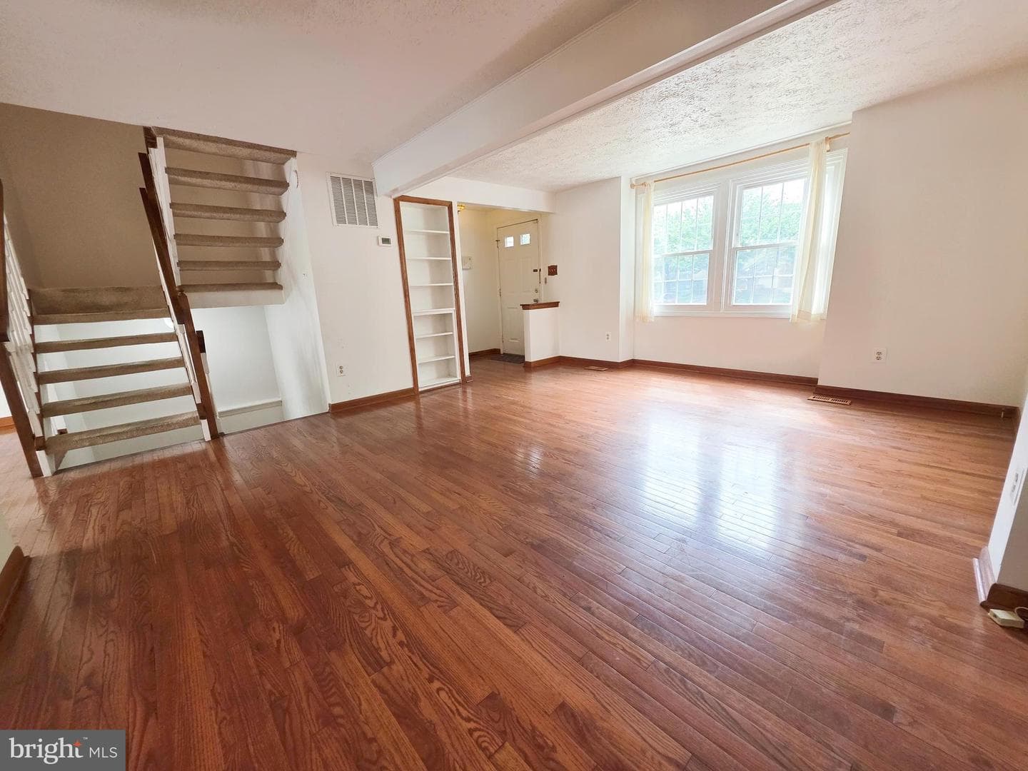 202 Curry Ford Lane photo 6