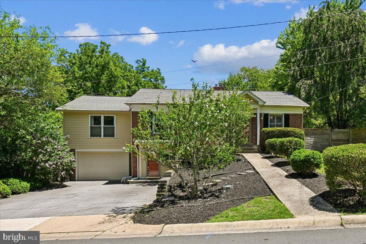 10211 Brookmoor Drive, Silver Spring