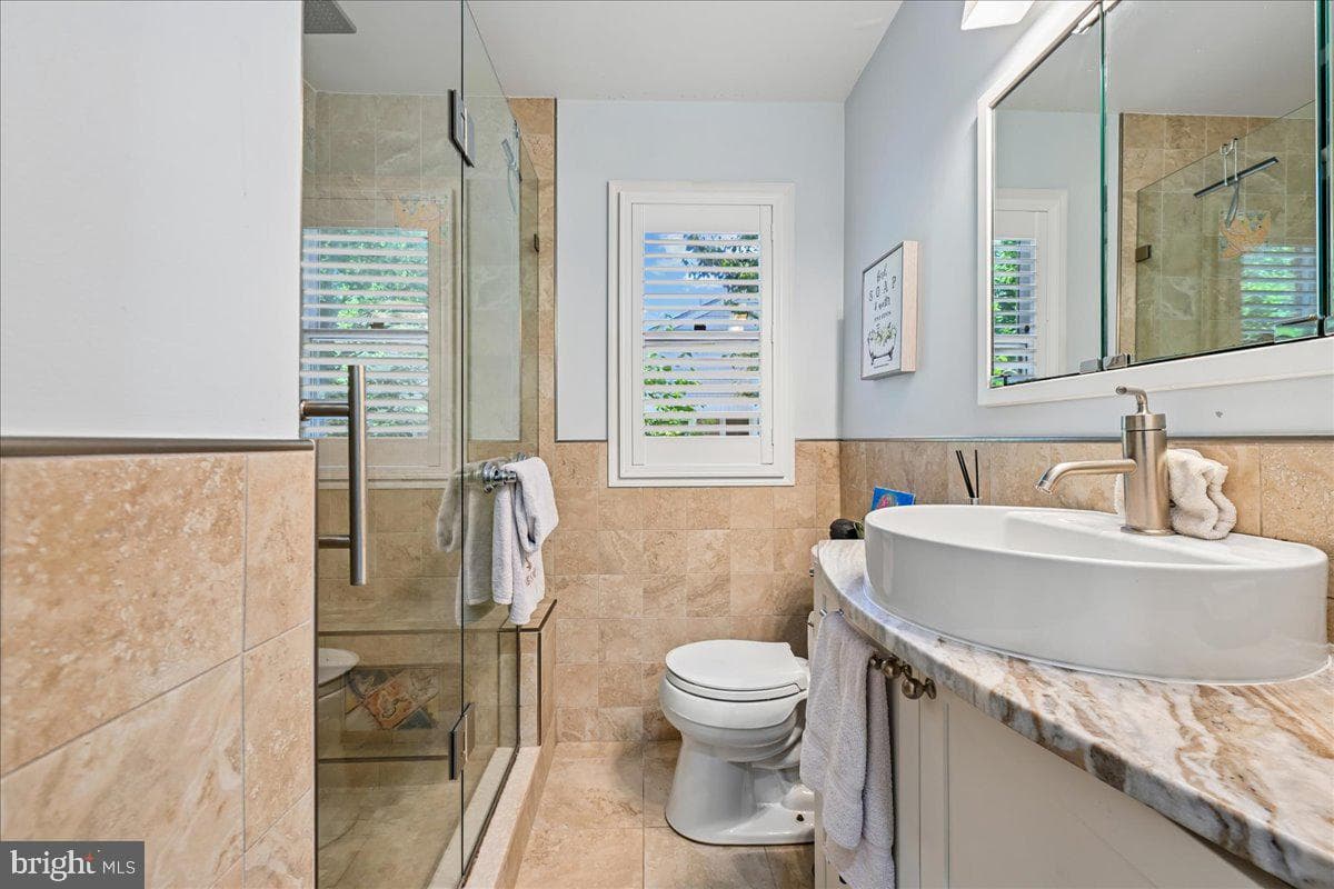 10211 Brookmoor Drive photo 9