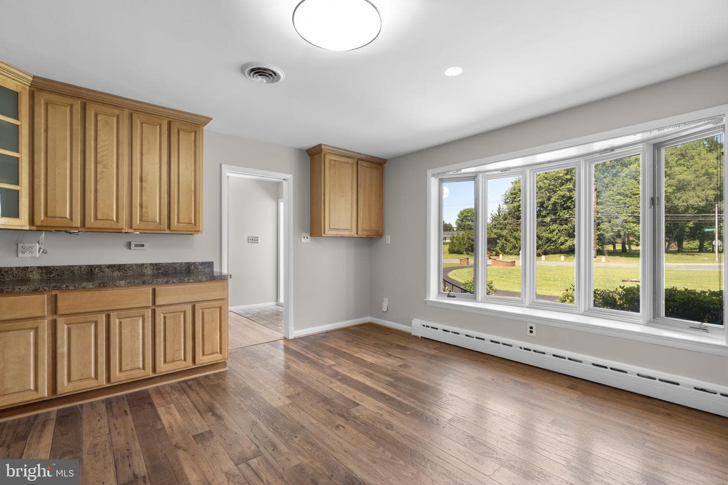 18015 Muncaster Road photo 16