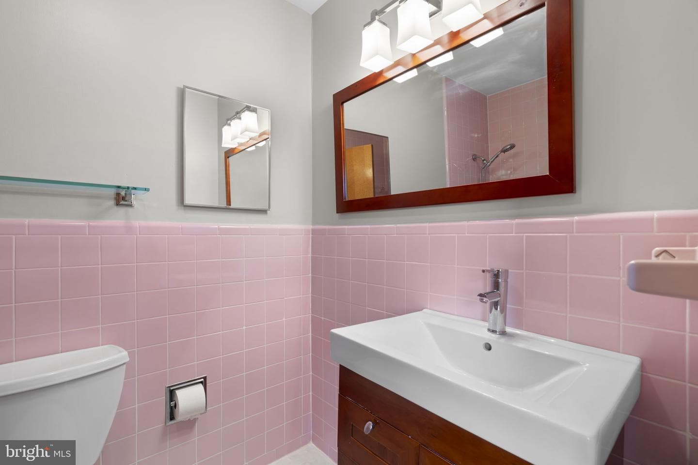 18015 Muncaster Road photo 45