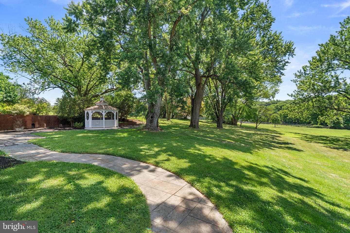 18015 Muncaster Road photo 76